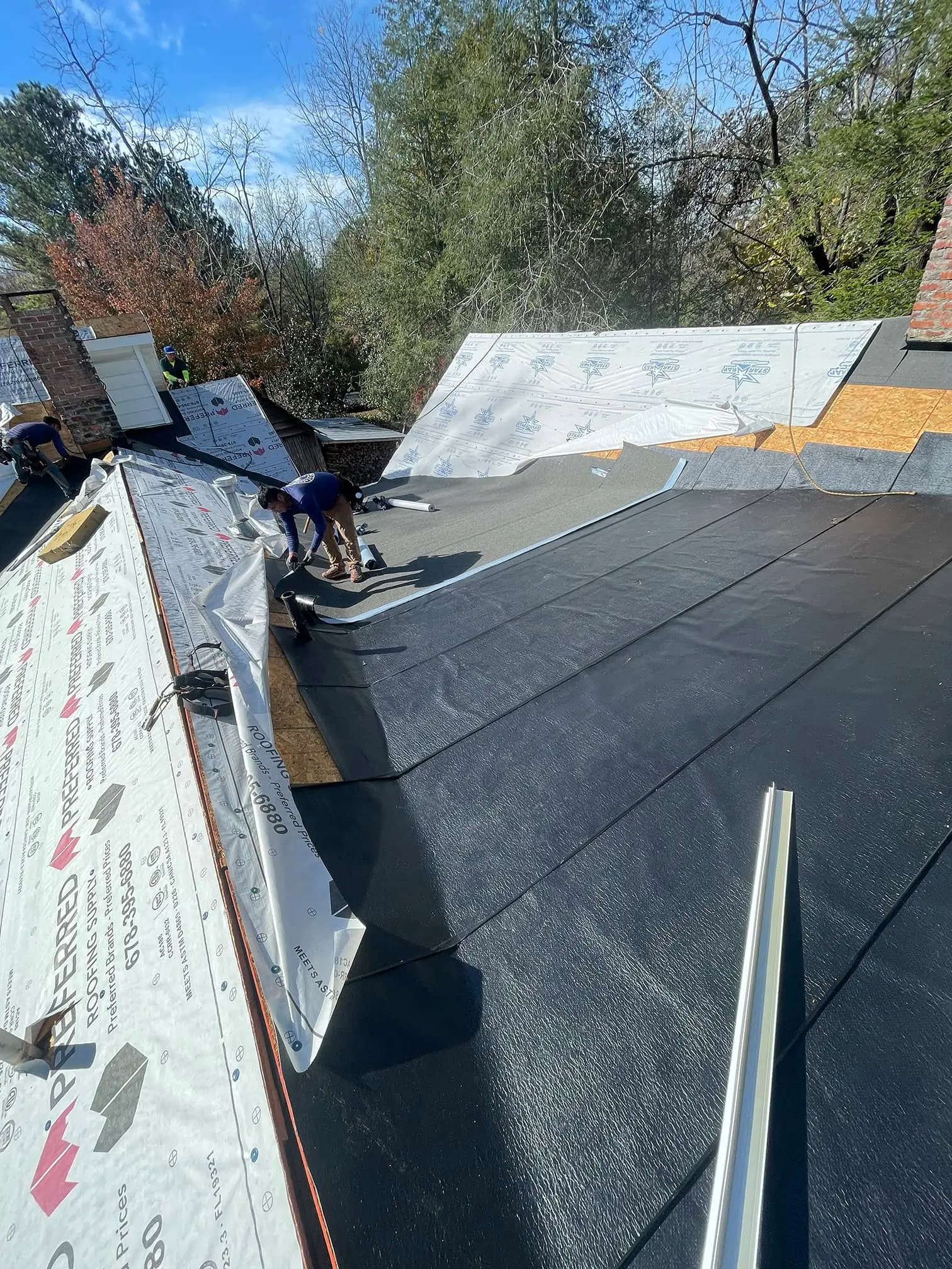 Roof in Lawrenceville, GA going under repair
